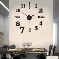 Orologio da muro con numeri grandi